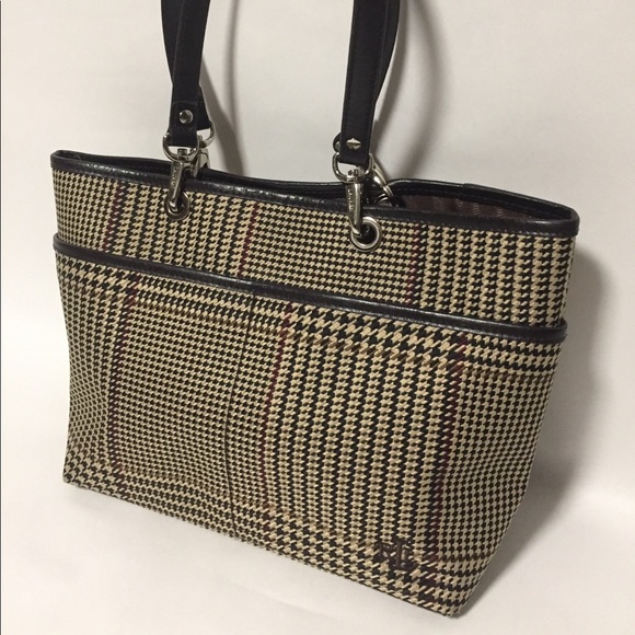 Lauren Ralph Lauren Handbags - 🔴LAUREN RALPH LAUREN Shoulder Bag